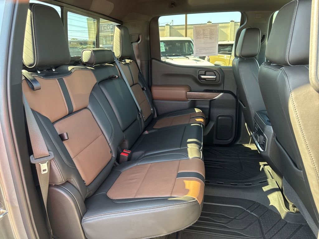 Used 2019 Chevrolet Silverado 1500 High Country w/ High Country Premium Package image 19