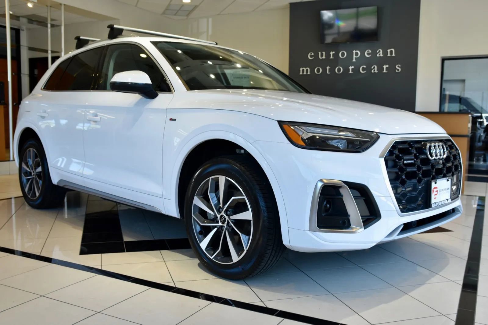 Used 2024 Audi Q5 2.0T Premium Plus image 1