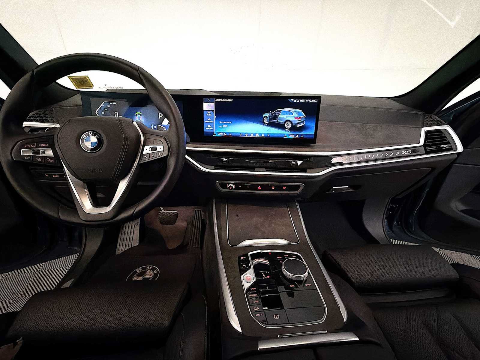 Used 2024 BMW X5 xDrive40i w/ Premium Package AWD/4WD image 12