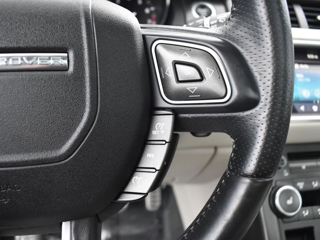 Used 2019 Land Rover Range Rover Evoque HSE Dynamic image 24