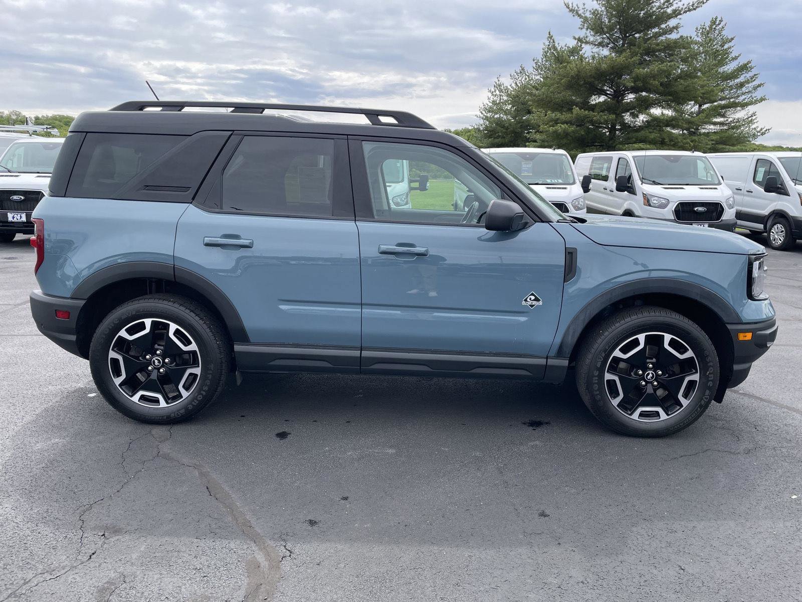 Certified 2022 Ford Bronco Sport Outer Banks w/ Tech Package AWD/4WD image 6