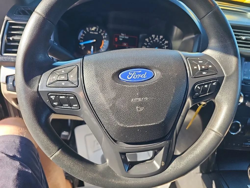 Used 2018 Ford Explorer 4WD image 12