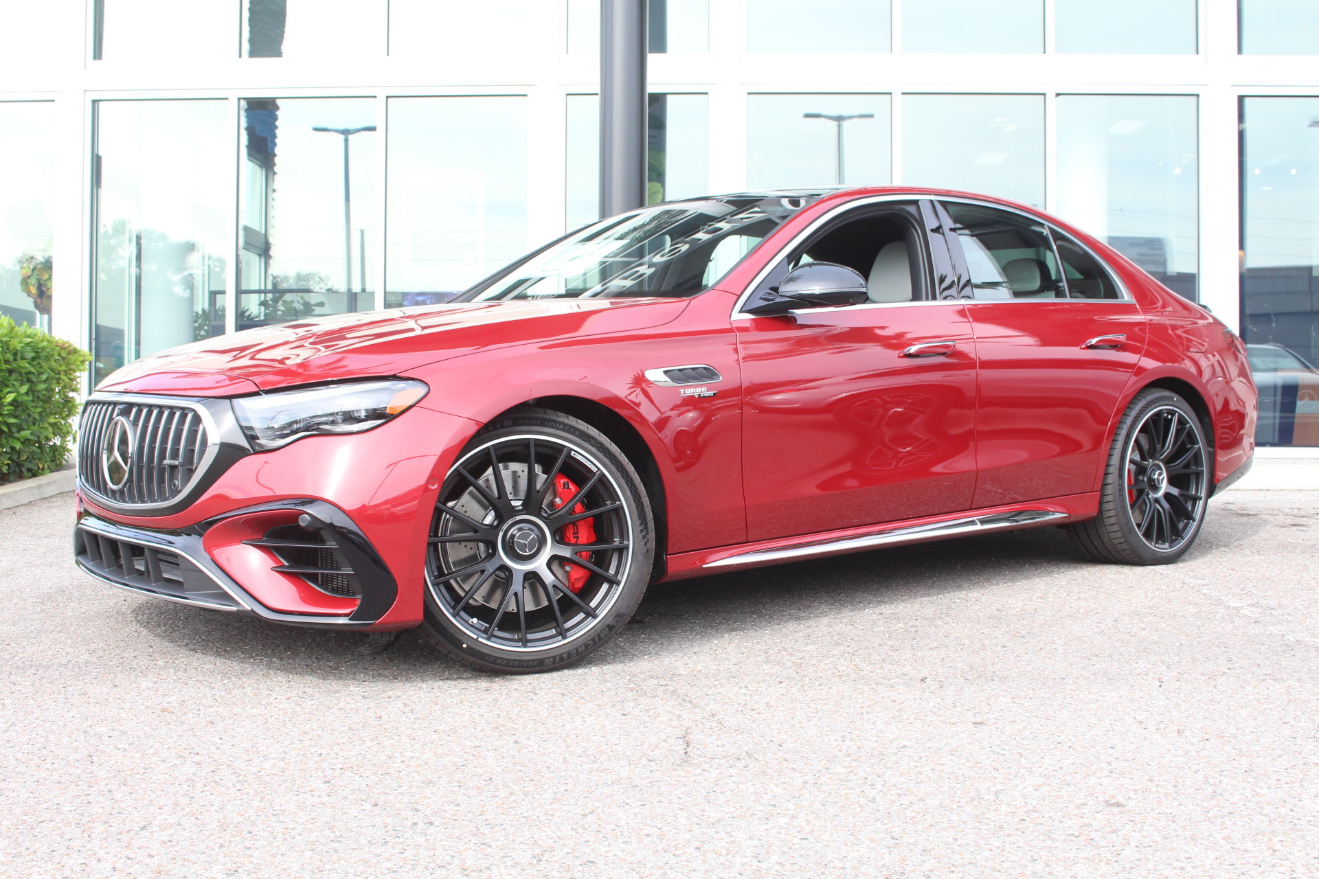 New 2026 Mercedes-Benz E 53 AMG e 4MATIC Sedan image 2