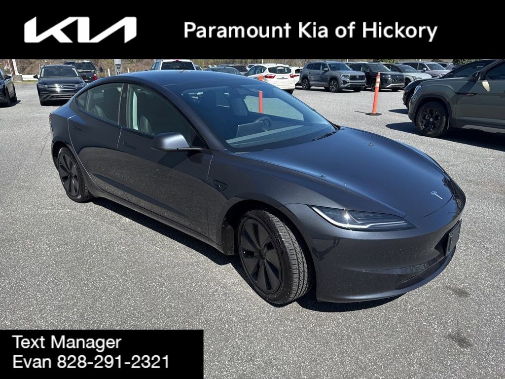 Used 2024 Tesla Model 3 Standard Range RWD image 3
