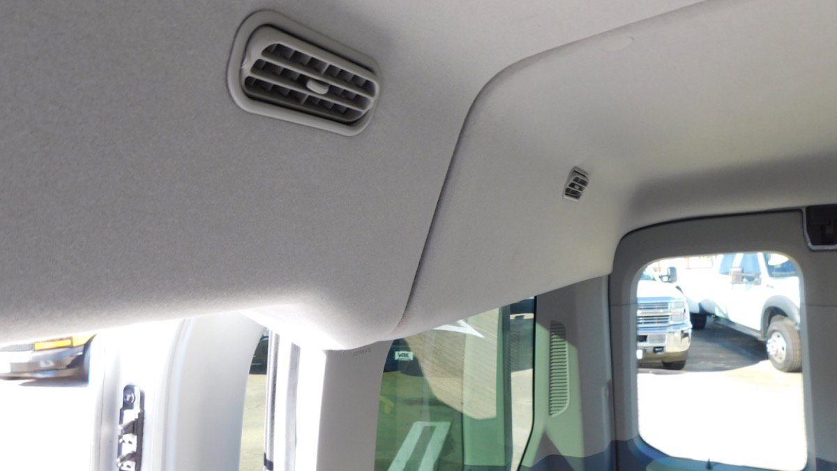 Used 2018 Ford Transit 150 XLT RWD image 37