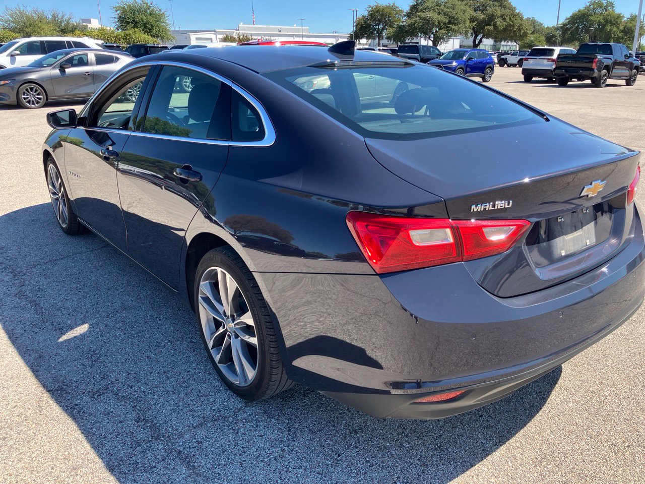 Used 2025 Chevrolet Malibu LT FWD image 6