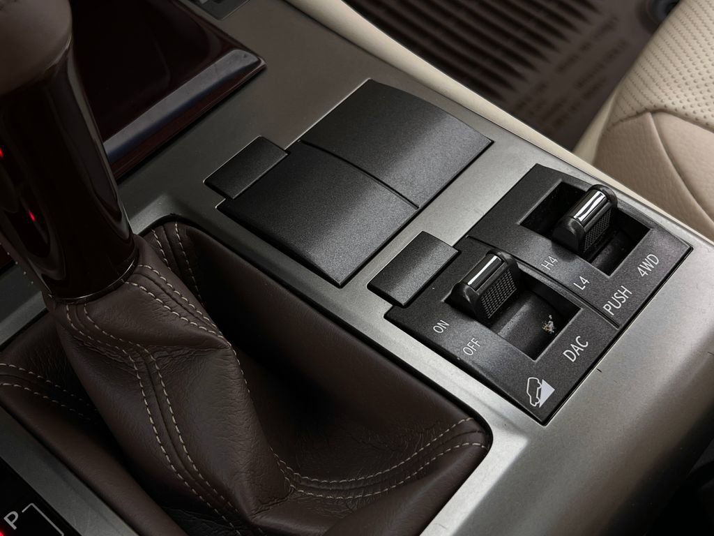 Used 2019 Lexus GX 460 image 22