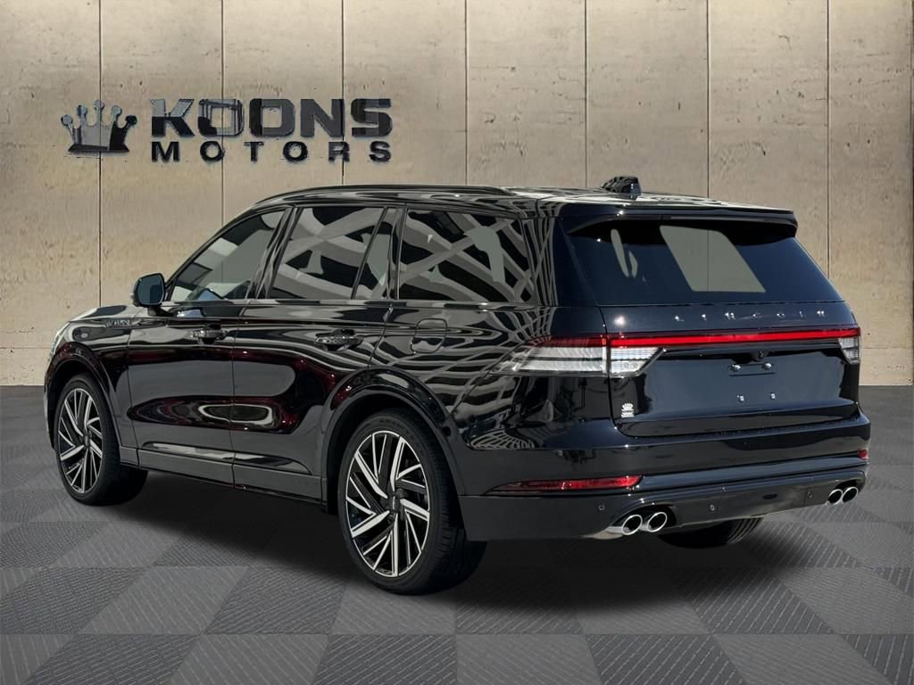 New 2026 Lincoln Aviator Black Label w/ Jet Appearance Package image 3