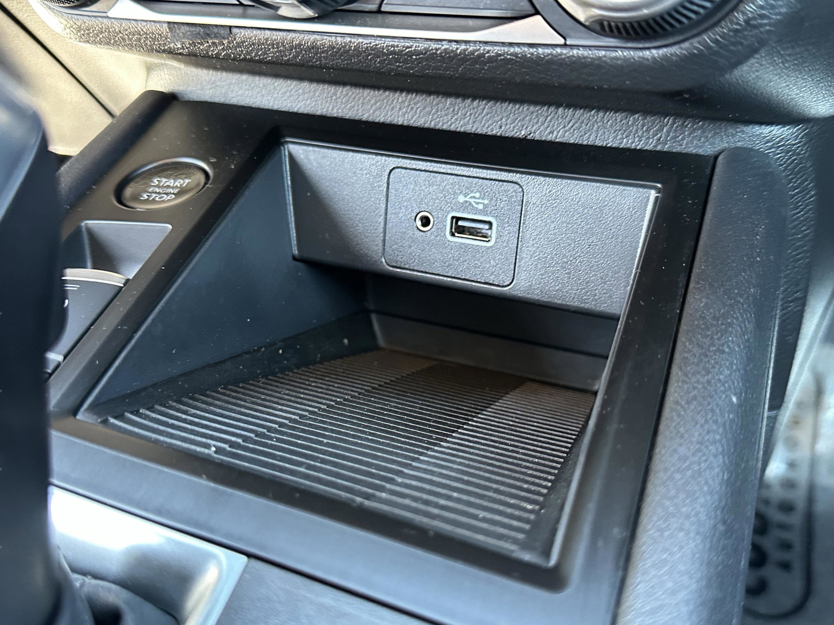 Certified 2025 Nissan Kicks S FWD image 28