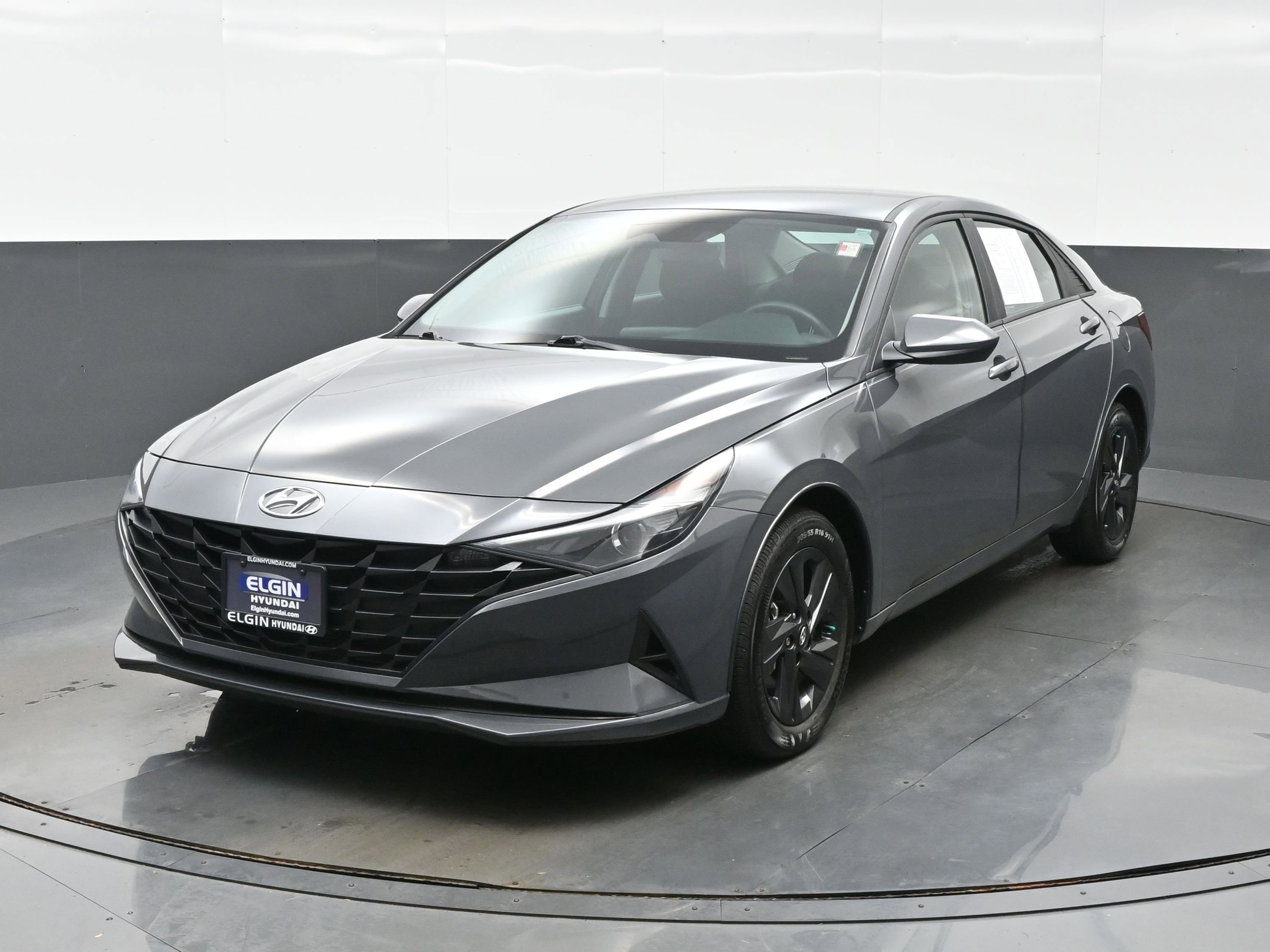 Used 2023 Hyundai Elantra SEL image 1
