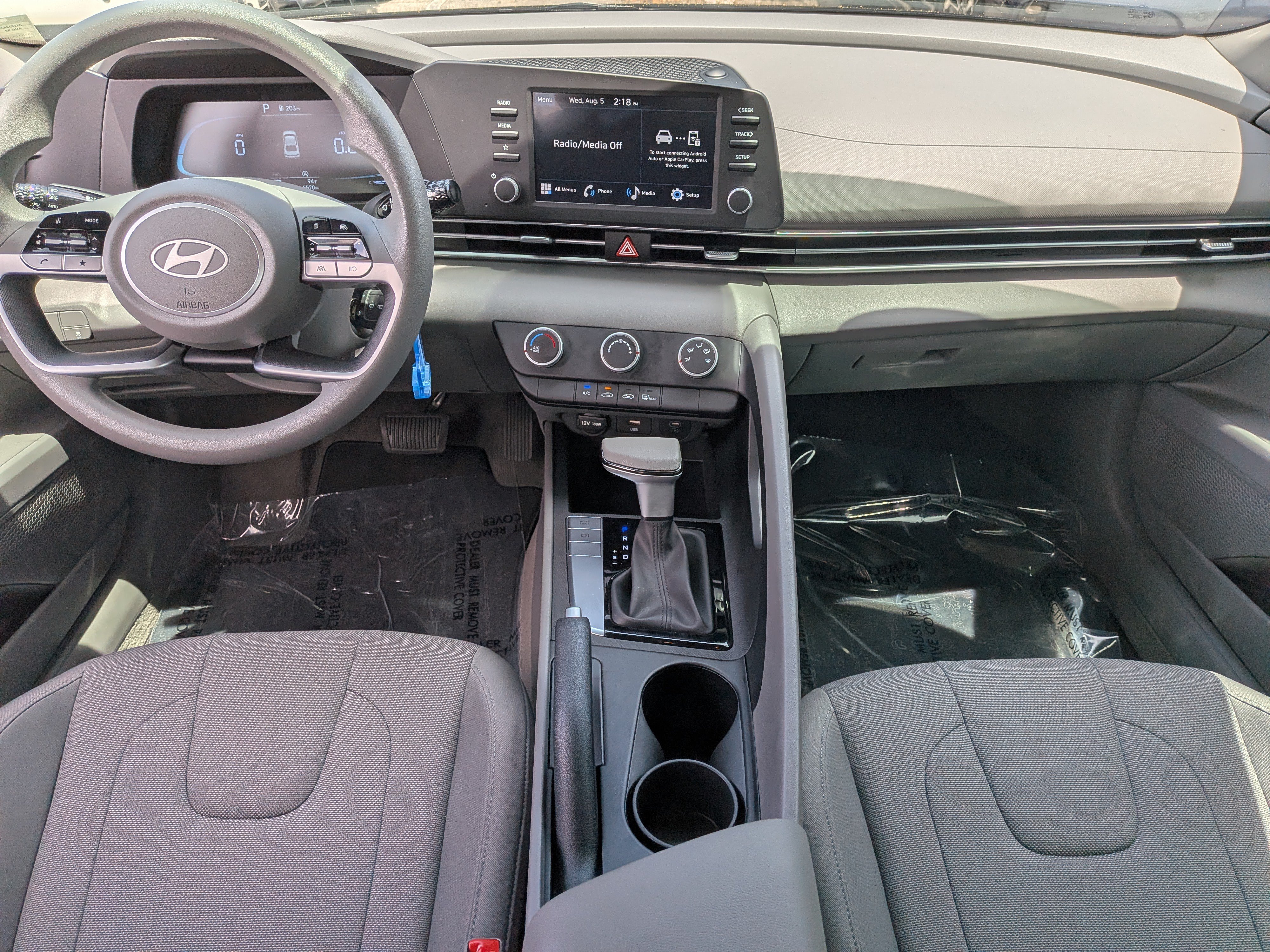 Used 2026 Hyundai Elantra SE FWD image 15