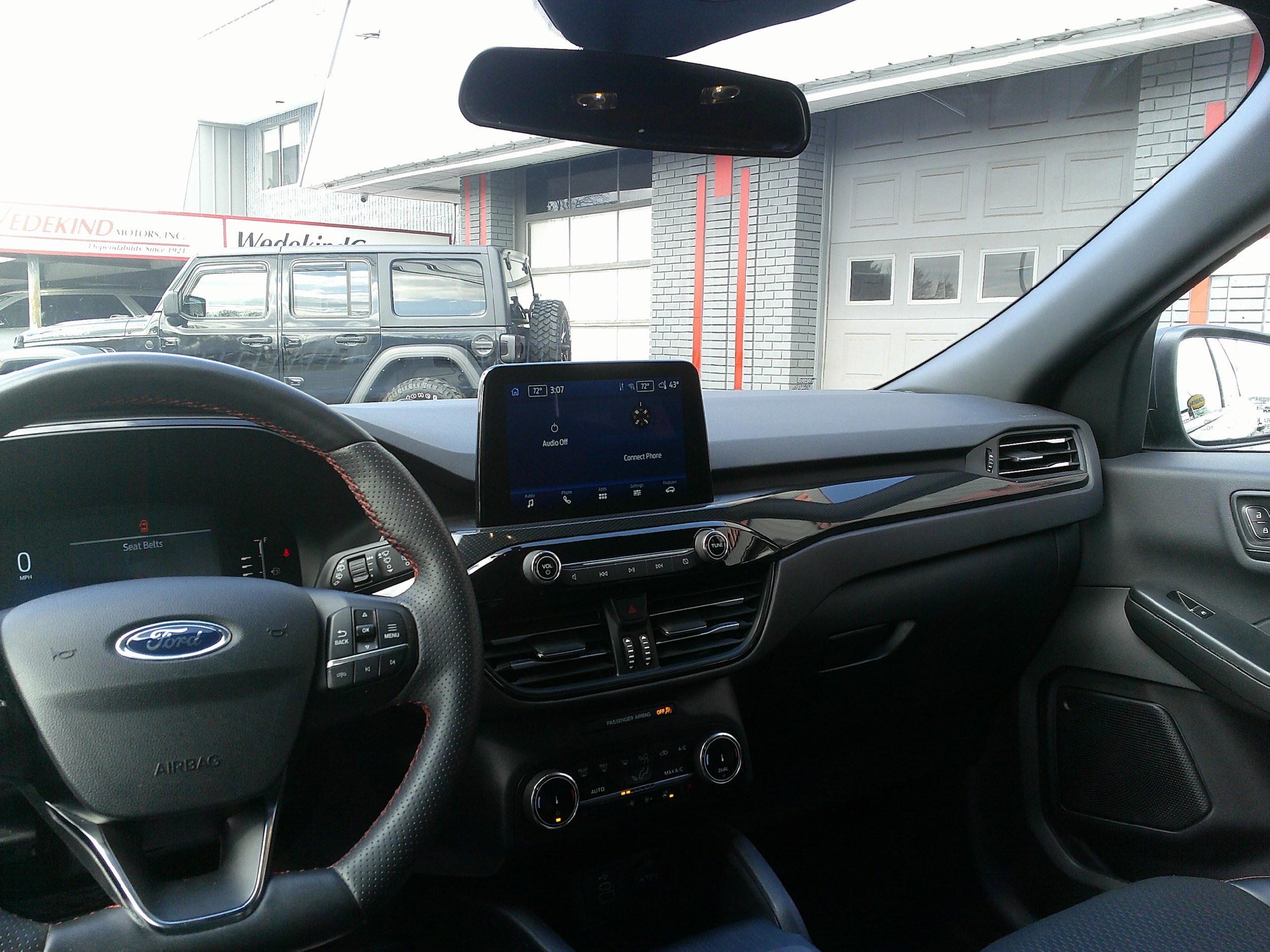 Used 2024 Ford Escape ST-Line image 23