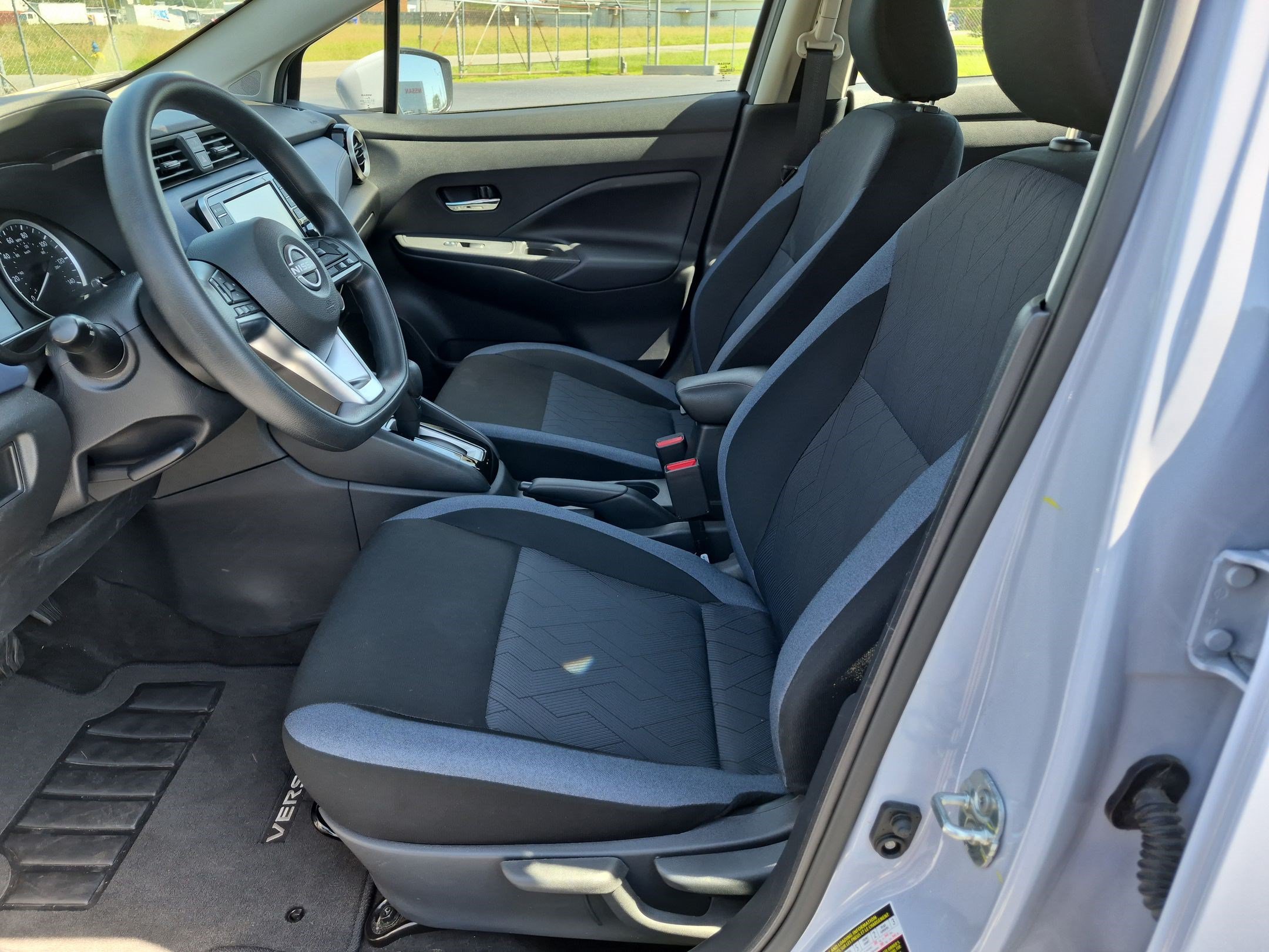Used 2025 Nissan Versa SV w/ Trunk Package FWD image 15