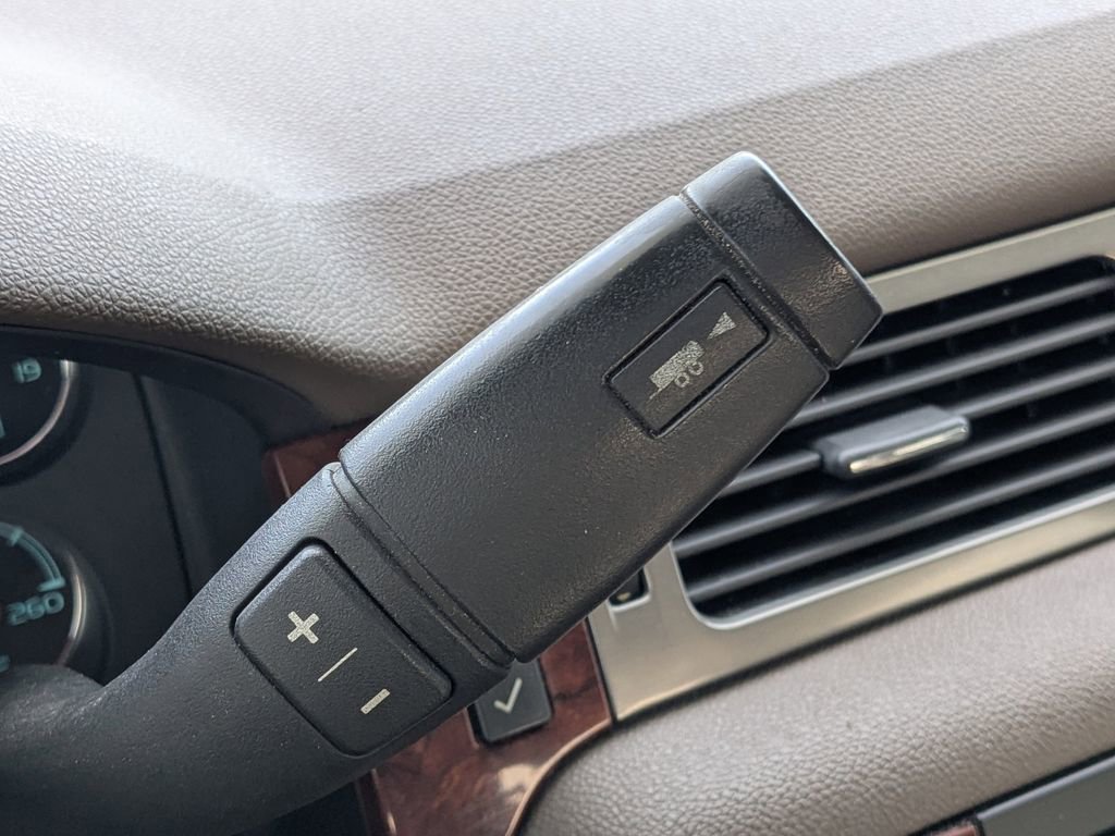 Used 2012 Chevrolet Silverado 2500 LTZ w/ LTZ Plus Package image 26