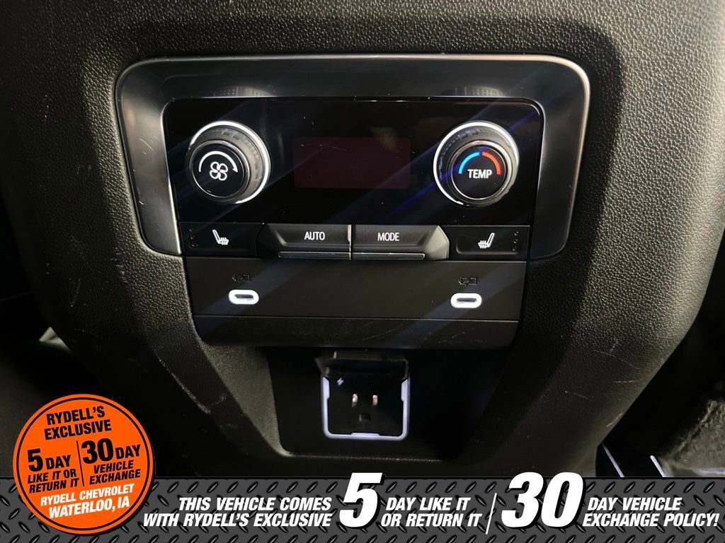 Used 2022 Chevrolet Tahoe Z71 w/ Z71 Off-Road Package AWD/4WD image 21