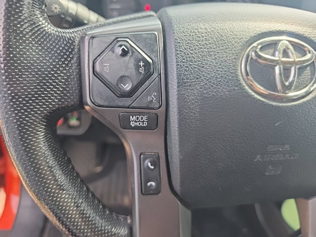 Used 2016 Toyota Tacoma TRD Sport w/ Towing Package AWD/4WD image 23