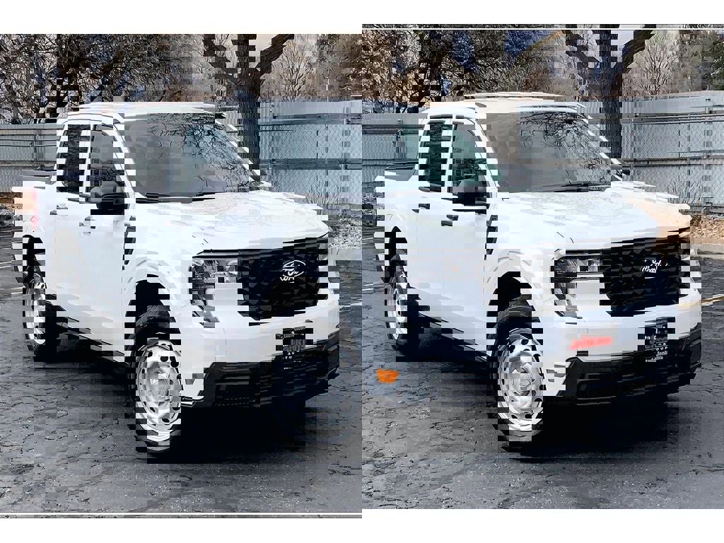 New 2025 Ford Maverick XL w/ 4K Tow Package image 17