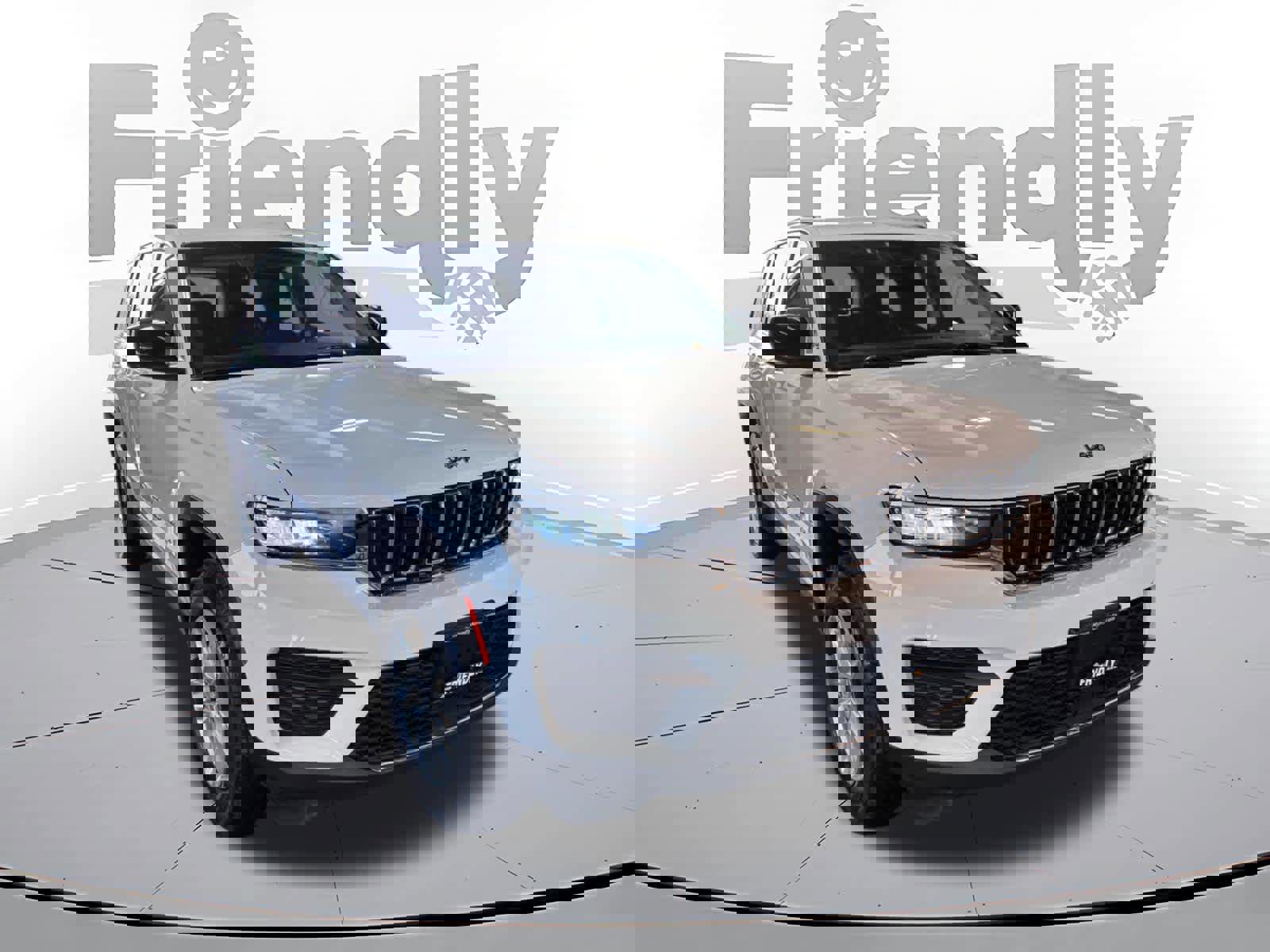 Used 2023 Jeep Grand Cherokee Laredo X image 3