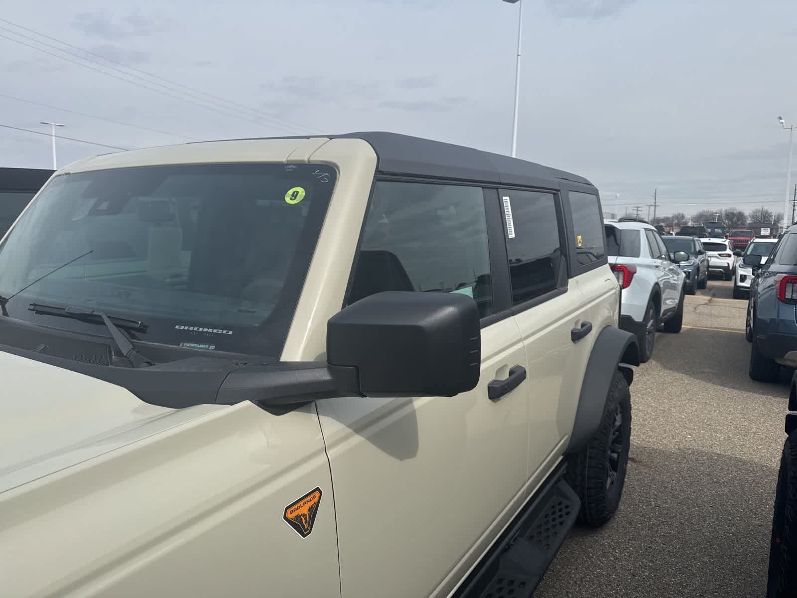 New 2026 Ford Bronco Badlands AWD/4WD image 18
