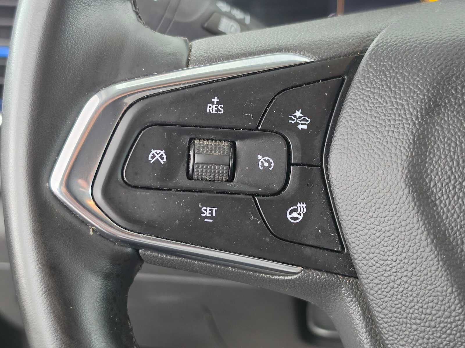 Used 2025 Chevrolet Trax LT w/ Driver Confidence Package FWD image 27