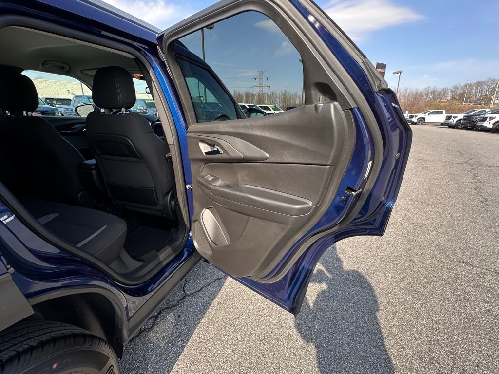 Certified 2023 Chevrolet TrailBlazer LT w/ Convenience Package image 16