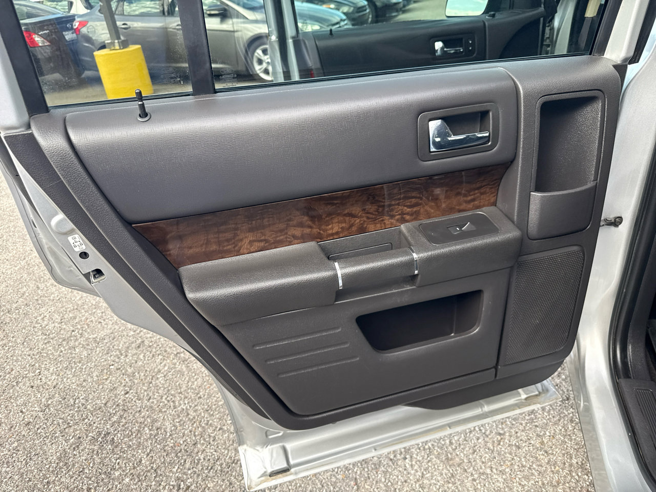 Used 2019 Ford Flex Limited image 19