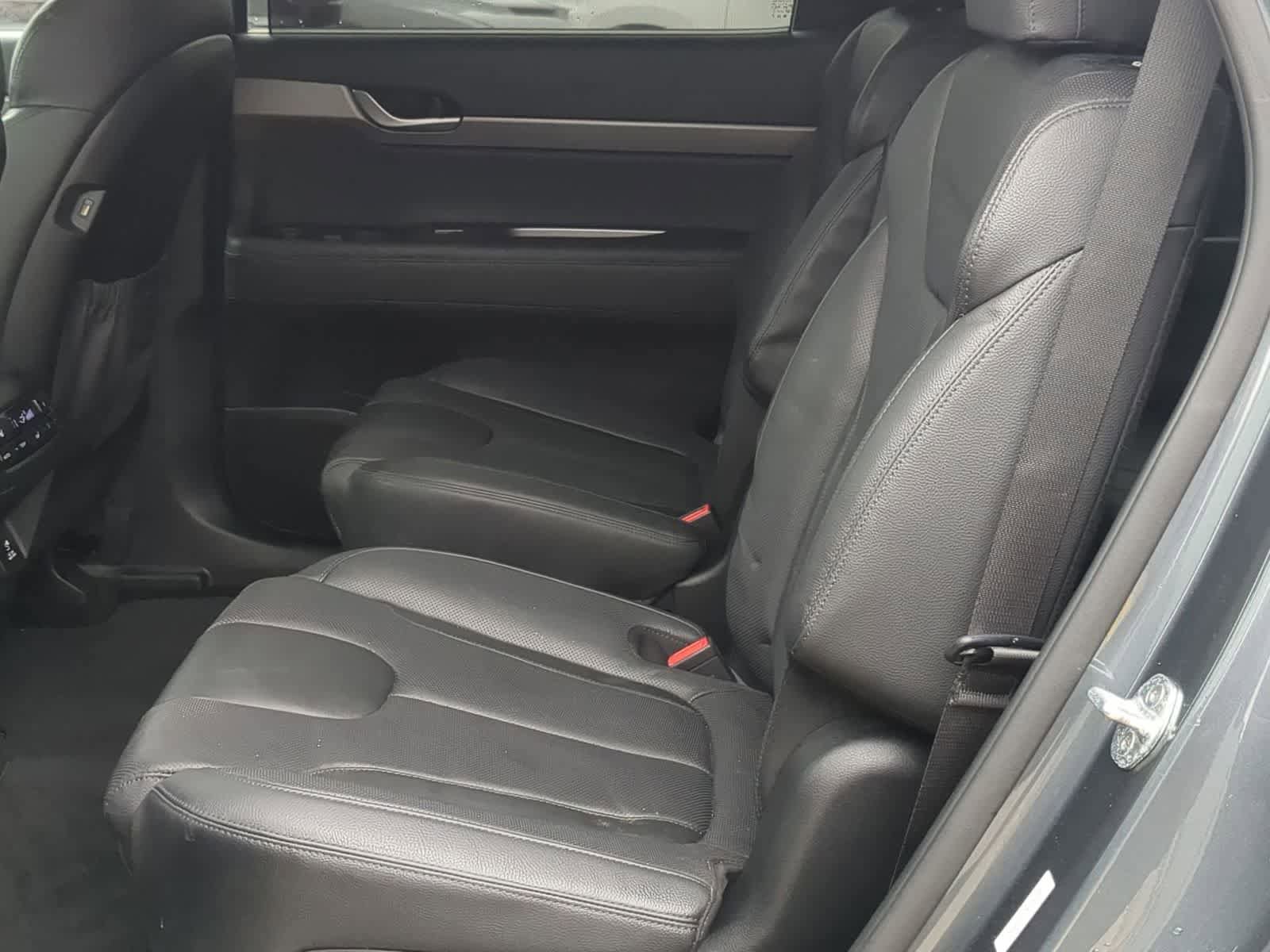 Used 2022 Hyundai Palisade SEL w/ Premium Package image 19