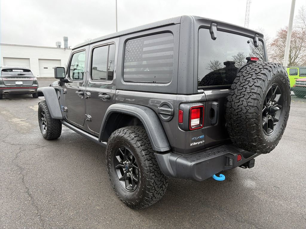 Used 2024 Jeep Wrangler Unlimited image 3