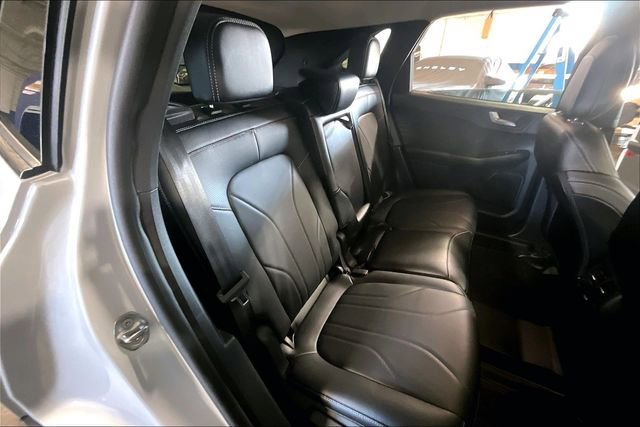 Used 2025 Ford Escape Platinum w/ Premium Technology Package FWD image 28