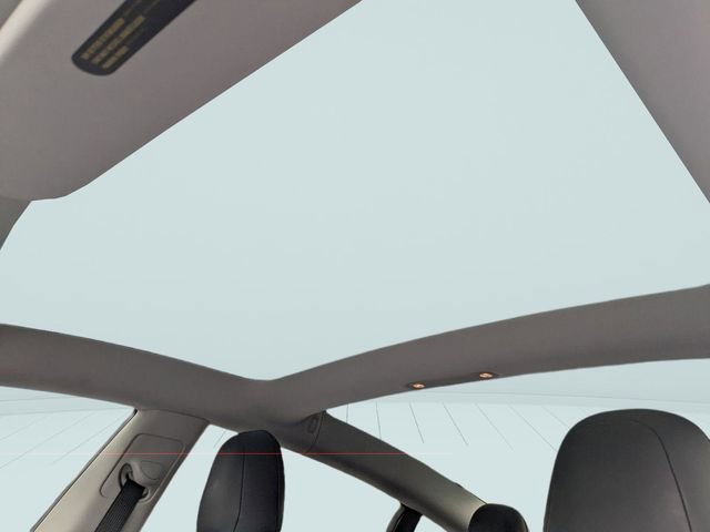 Used 2018 Tesla Model 3 Long Range image 18