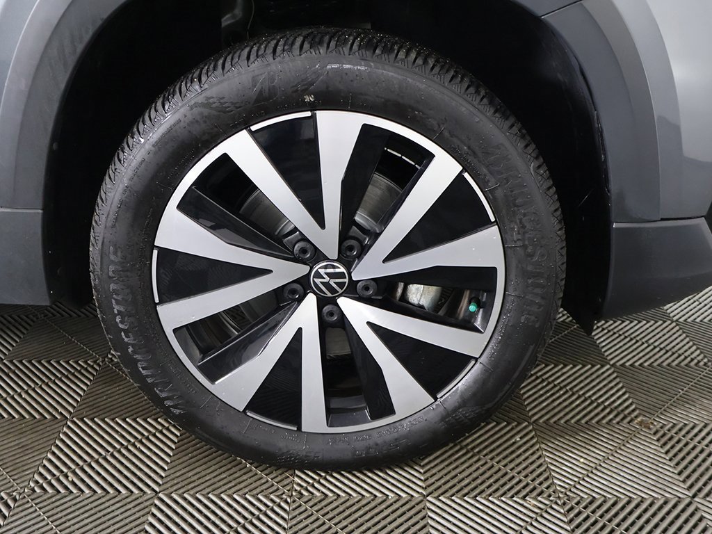 Used 2022 Volkswagen Taos SE image 20