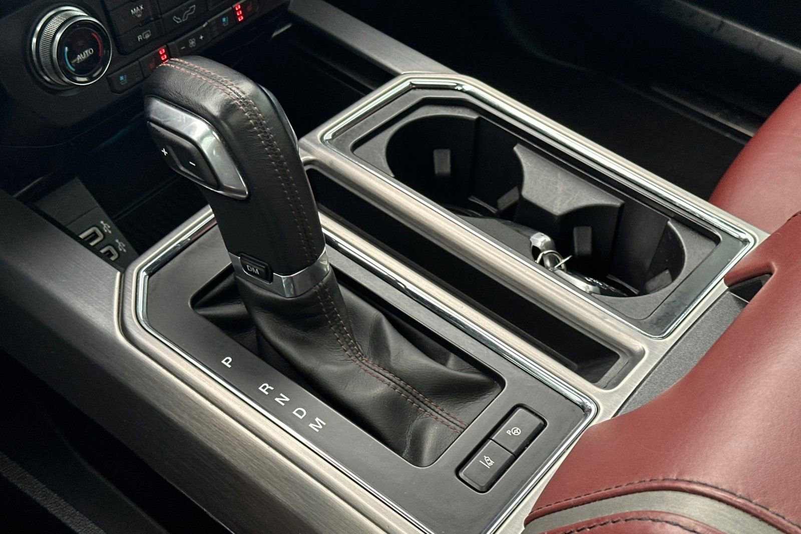 Used 2019 Ford F150 Platinum w/ Technology Package image 21