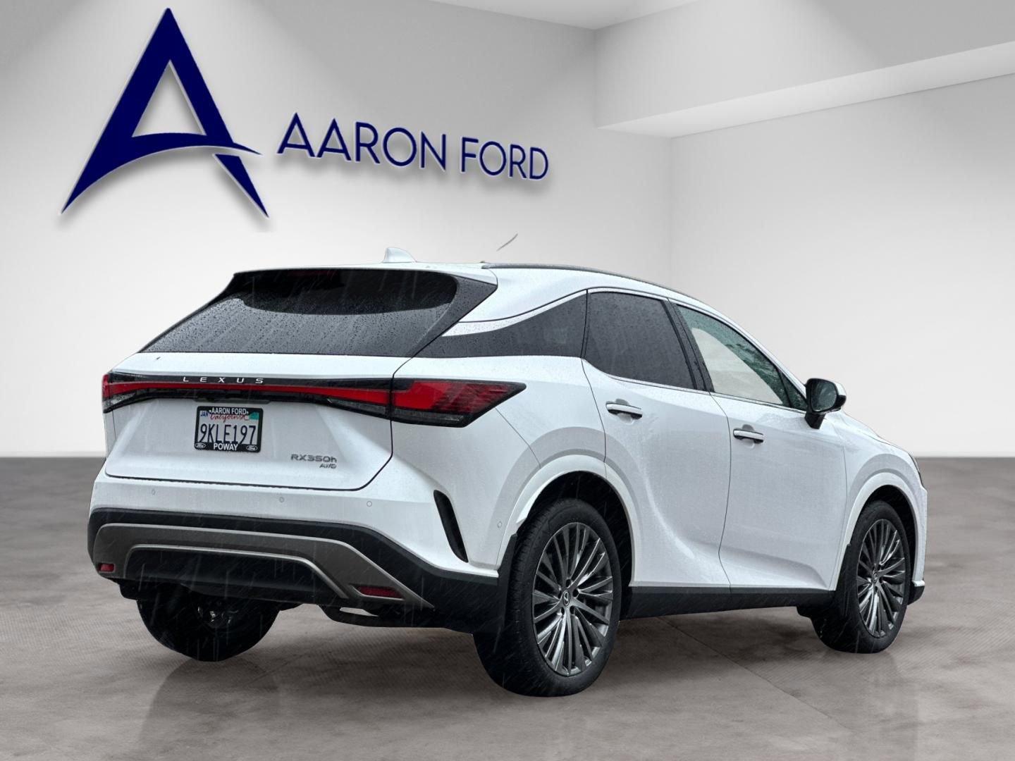 Used 2024 Lexus RX 350 w/ Convenience Package image 6