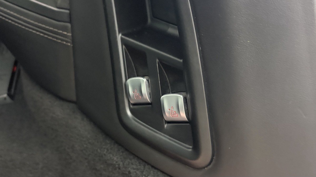 Used 2021 BMW ALPINA XB7 AWD/4WD image 37