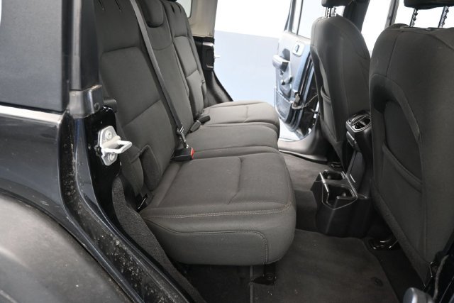 Used 2019 Jeep Wrangler Unlimited Sport AWD/4WD image 14