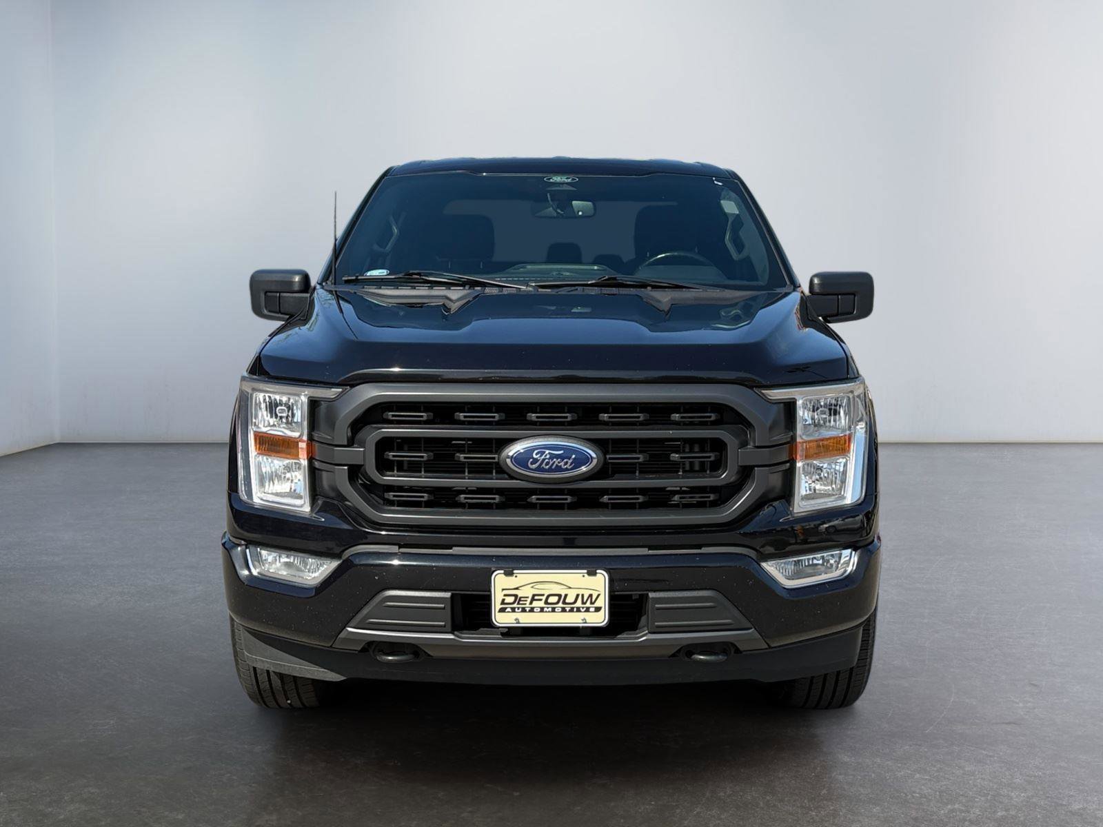 Used 2022 Ford F150 XLT w/ Equipment Group 301A Mid AWD/4WD image 8