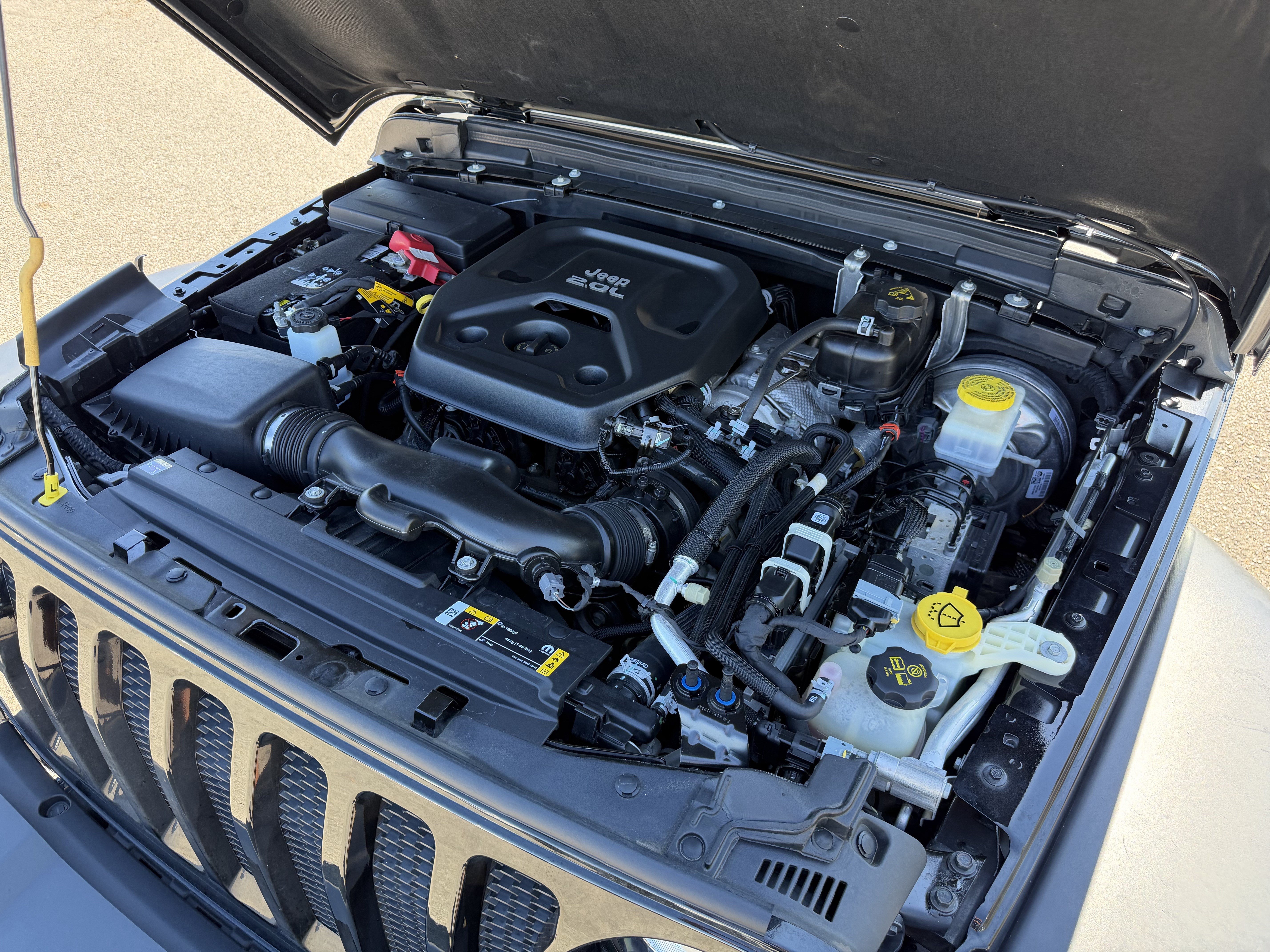 Used 2021 Jeep Wrangler Unlimited Sport AWD/4WD image 33