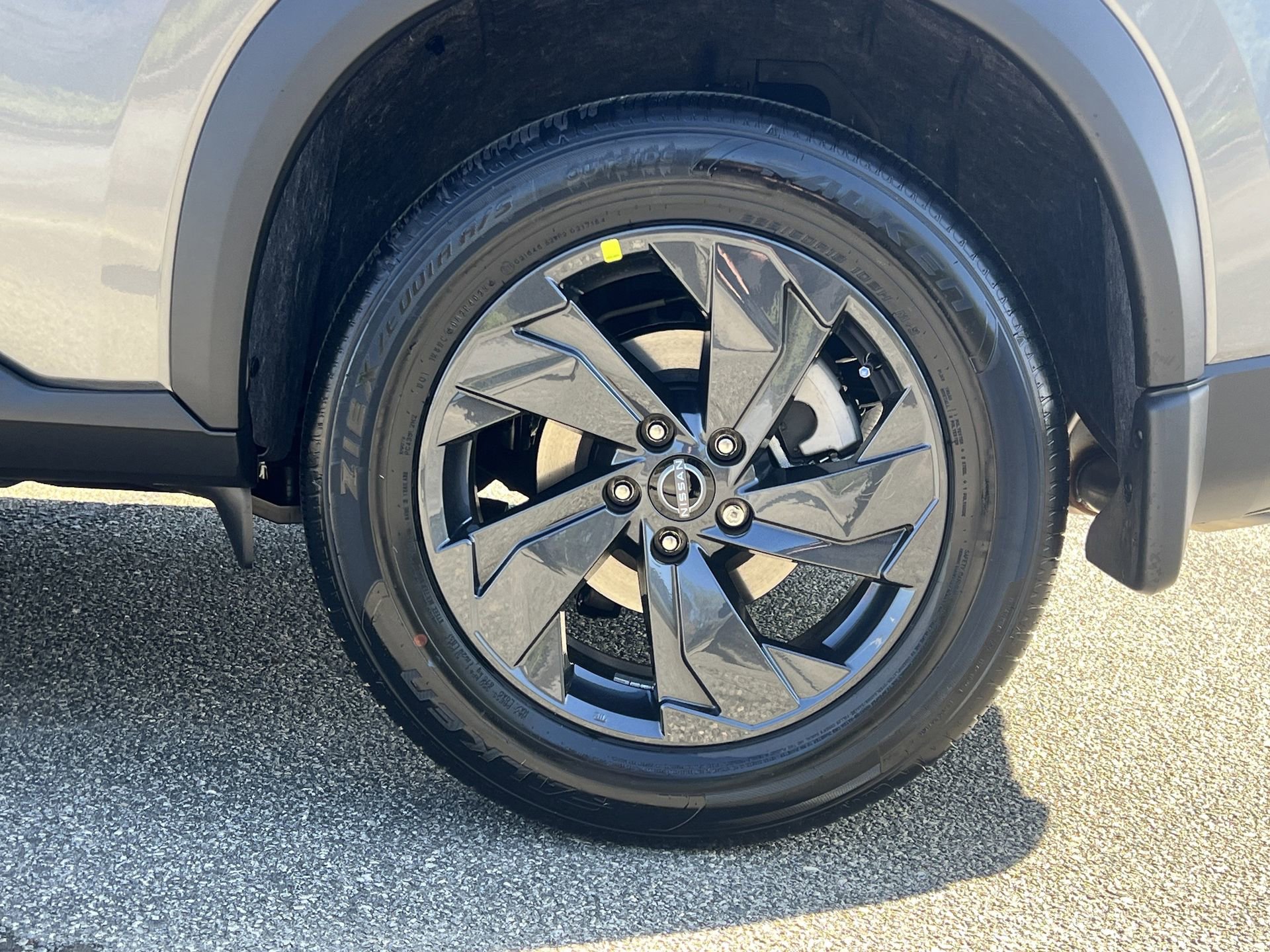 New 2026 Nissan Rogue SV image 27