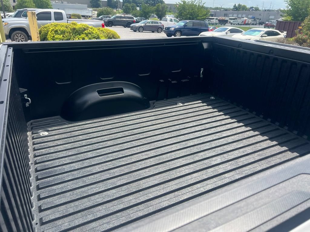 Used 2026 Toyota Tundra SR5 w/ SR5 Convenience Package AWD/4WD image 17