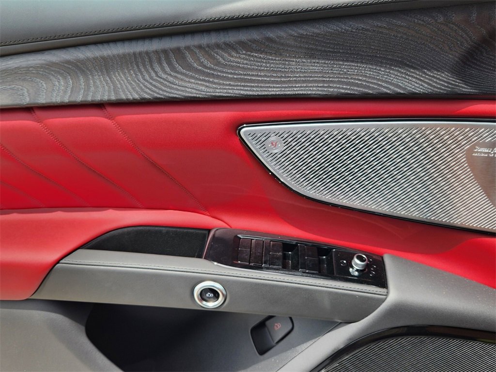 New 2025 Maserati Grecale Modena image 12