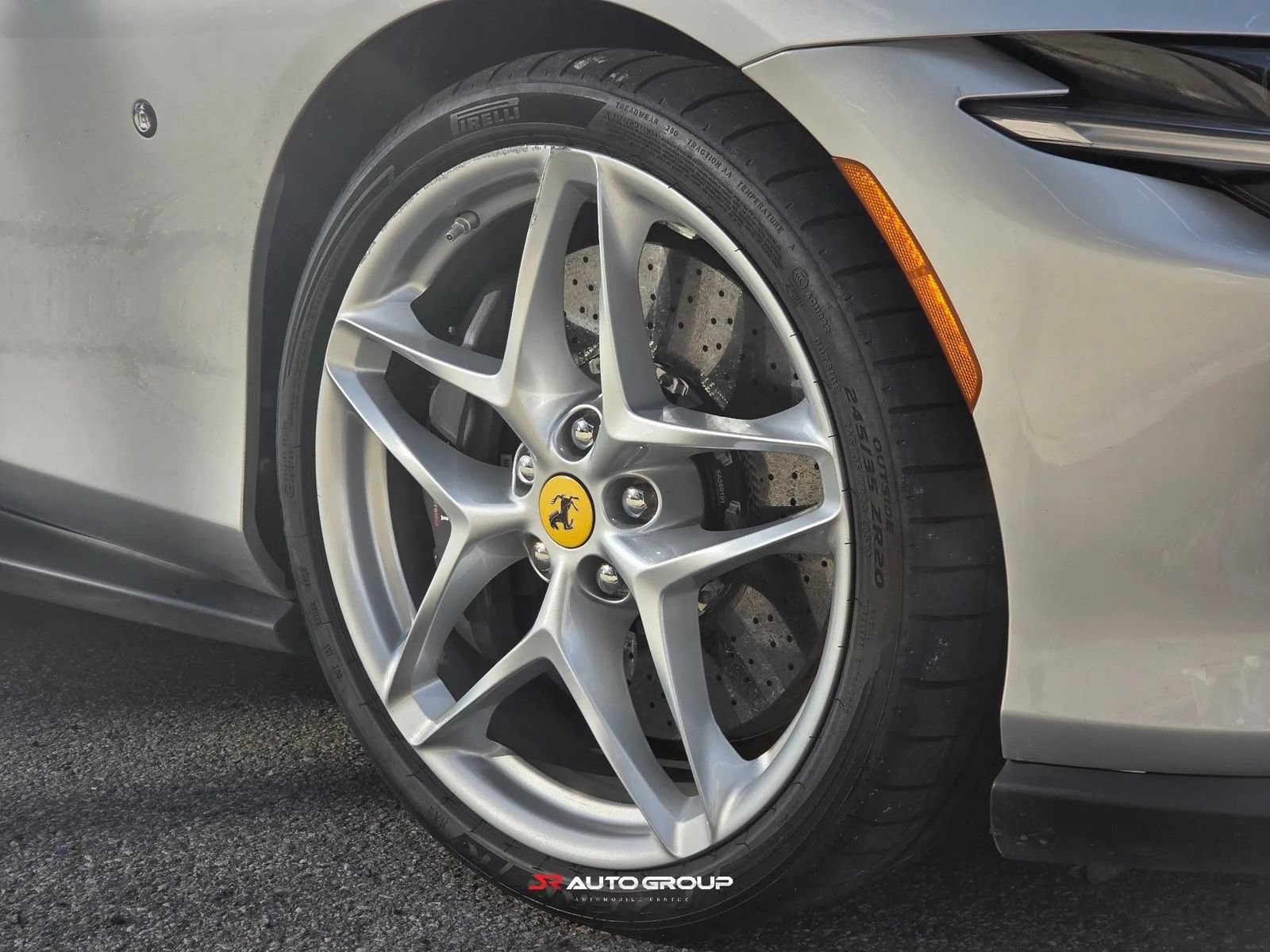 Used 2021 Ferrari Roma RWD image 10