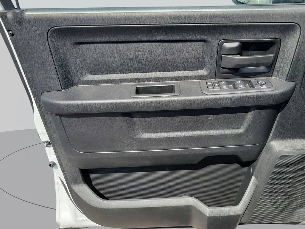 New 2026 RAM 3500 Tradesman AWD/4WD image 18
