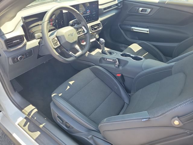 New 2026 Ford Mustang GT w/ GT Performance Package RWD image 17