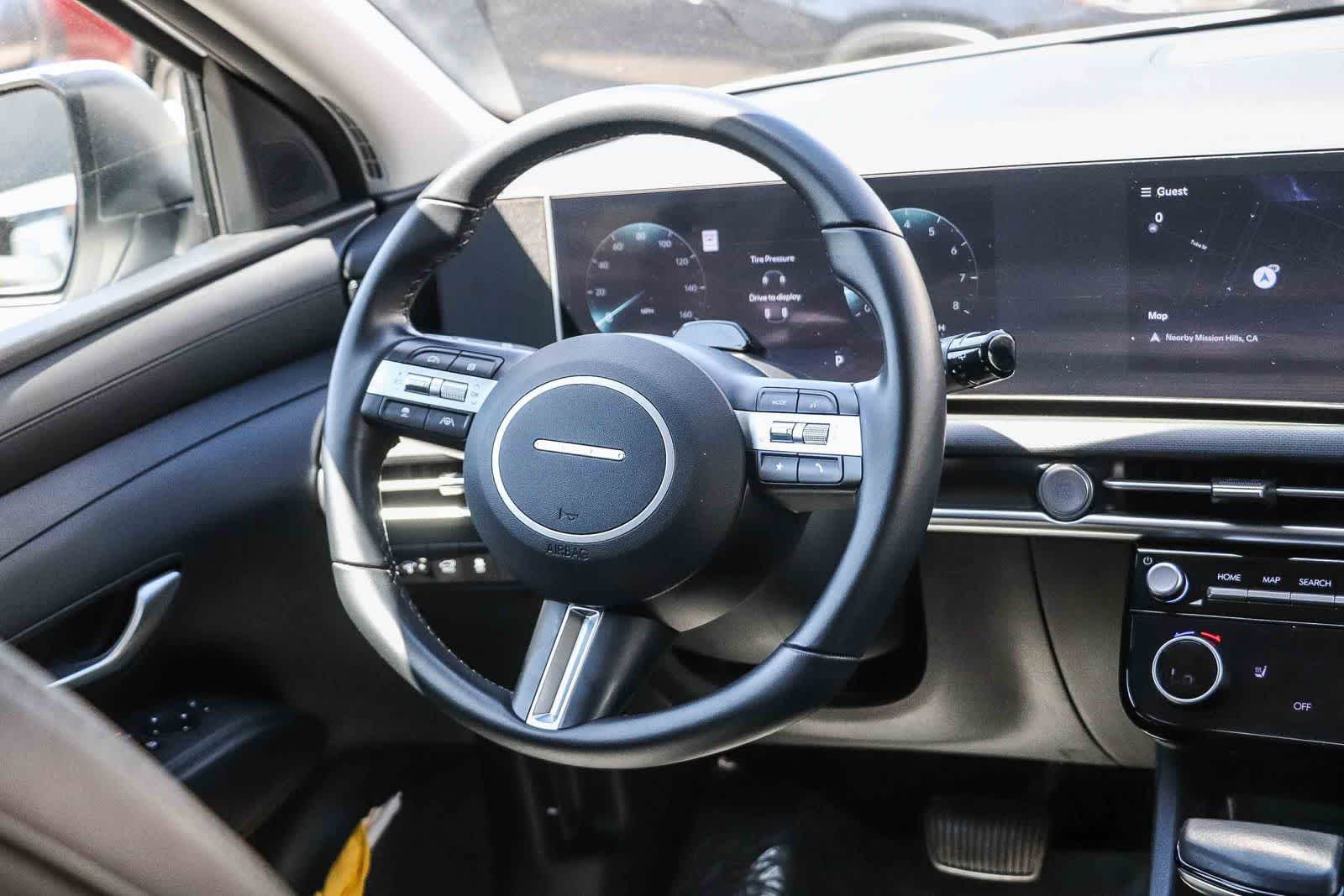 Certified 2025 Hyundai Tucson SEL image 13