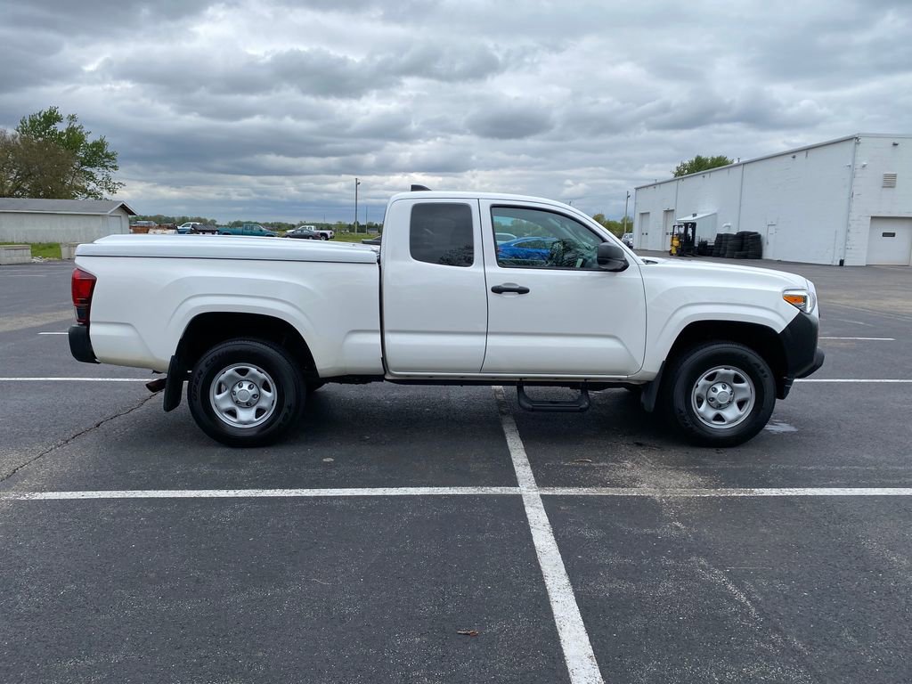 Used 2021 Toyota Tacoma SR RWD image 8