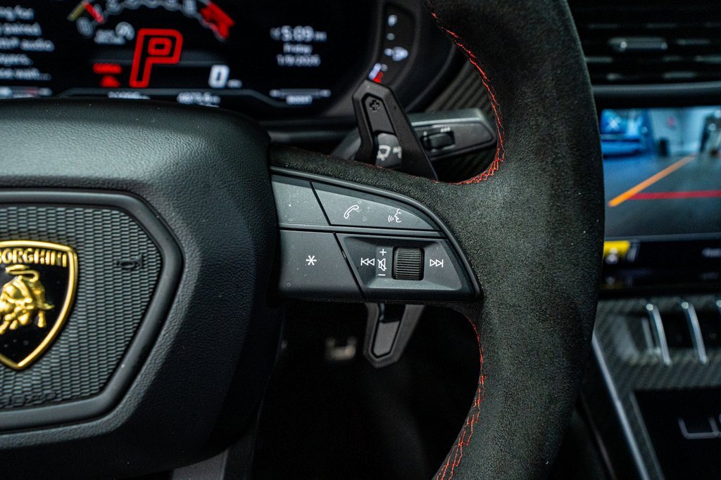 Used 2024 Lamborghini Urus Performante image 50