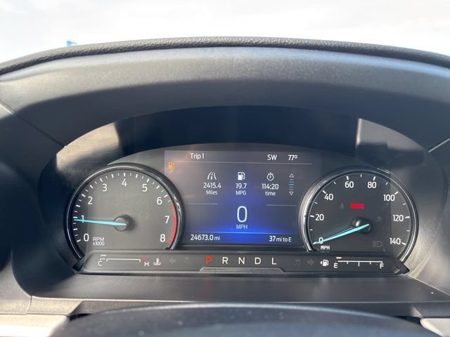 Used 2023 Ford Explorer XLT w/ Equipment Group 202A AWD/4WD image 19