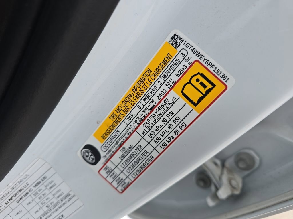 Used 2023 GMC Sierra 3500 Denali AWD/4WD image 9