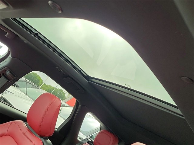 New 2024 Lincoln Corsair Reserve w/ Equipment Group 201A image 10