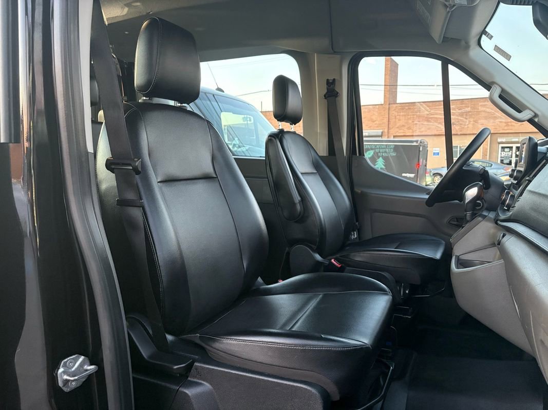 Used 2022 Ford Transit 250 Medium Roof image 27